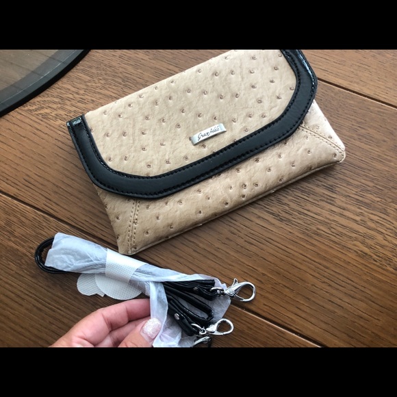 Brand new Grace Adele clutch - Picture 3 of 3